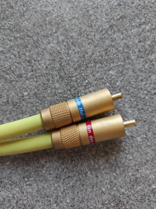 Кабель межблочный Van Den hul First Ultimate MK2 RCA