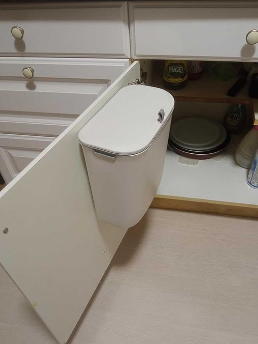 Nowy Kosz na Śmieci 9L – Wiszący, Kuchenny (Na Drzwiczki)