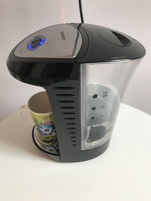 Dystrybutor gorącej wody - dozownik czajnik ekspres przelewowy