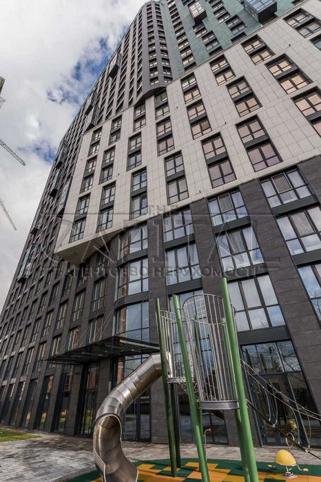Продаж квартири 59м2 Greenville Park центр без ремонту вид