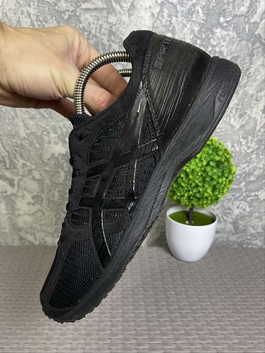 ASICS Tartherzeal 6 кроссовки 43 размер спортивные черные