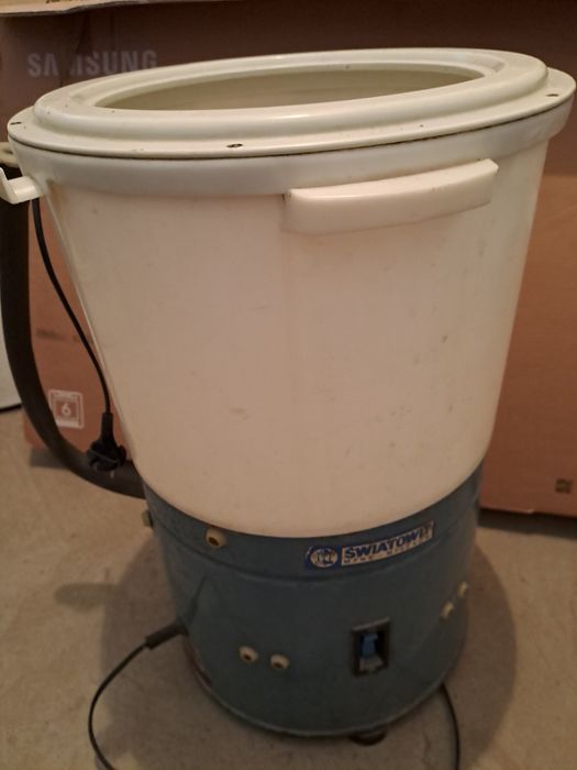 Pralka wirnikowa  Światowit-frania w  100% sprawna