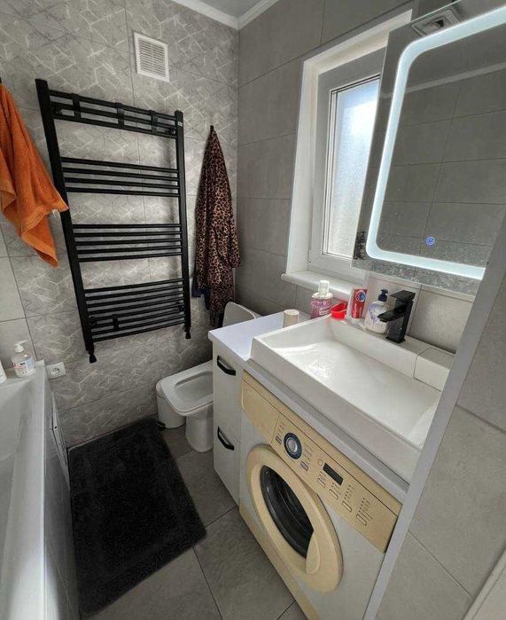 Продається чудова частина будинку