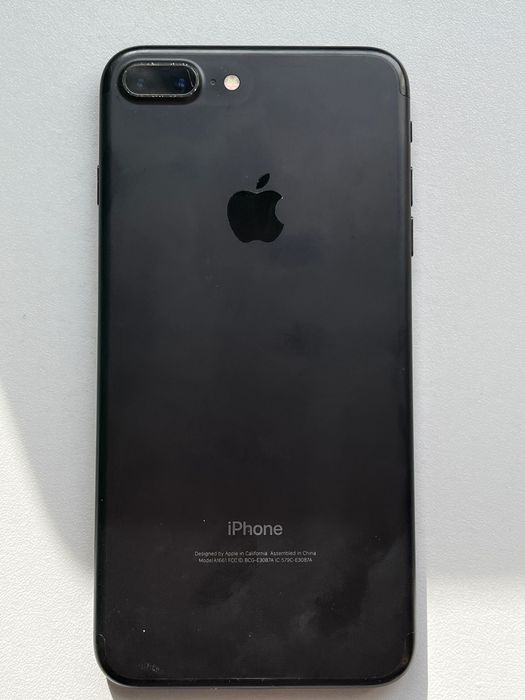 Продам IPhone 7 Plus 128 GB