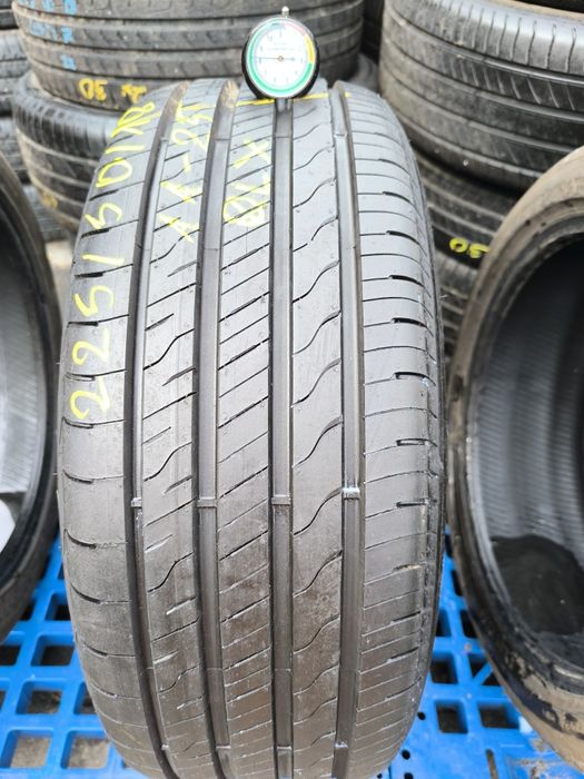 Opona Goodyear efficient grip performance 2 225/50/18 pojedynka  nowa demo