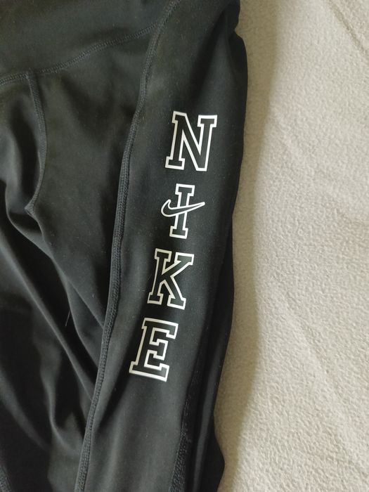 Legginsy NIKE dry fit