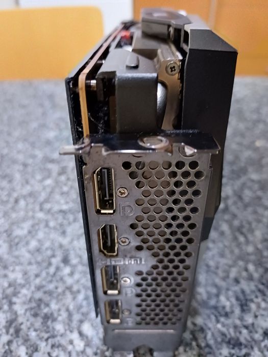 MSI 6600XT como nova