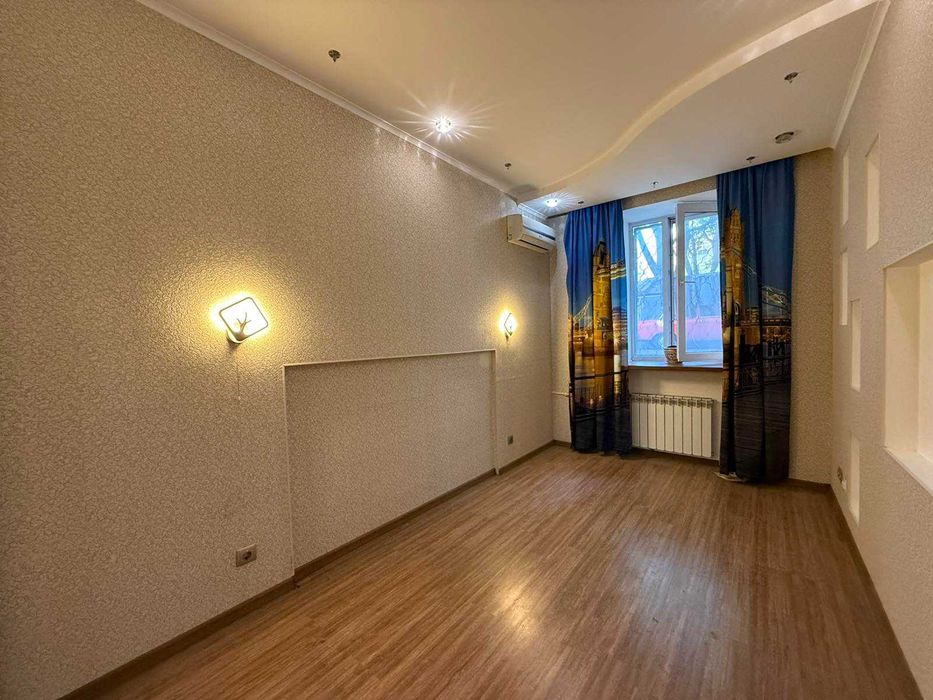 2 комнатная квартира 40 м2 с Ремонтом ул. Старопортофранковская