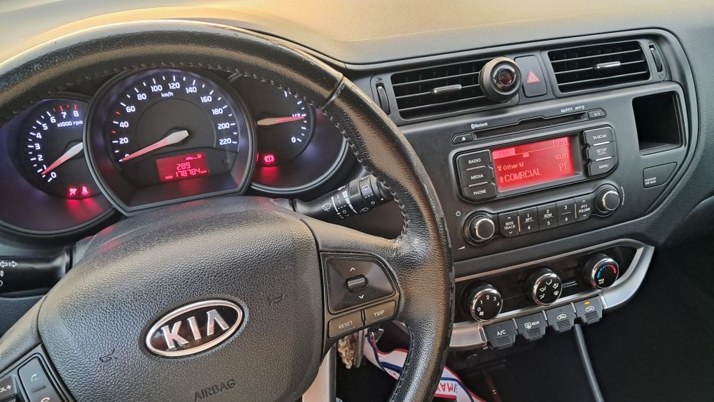 Kia Rio 1.2 Gasolina
