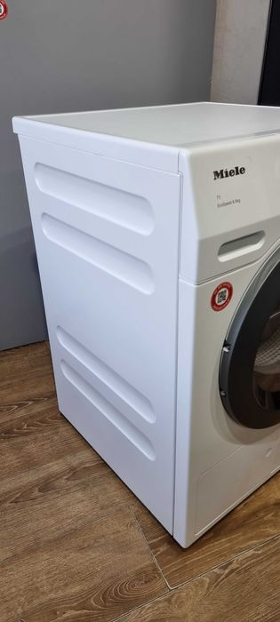 Suszarka kondensacyjna z pompą ciepła Miele T1 EcoSpeed TCF 650WP, 8kg