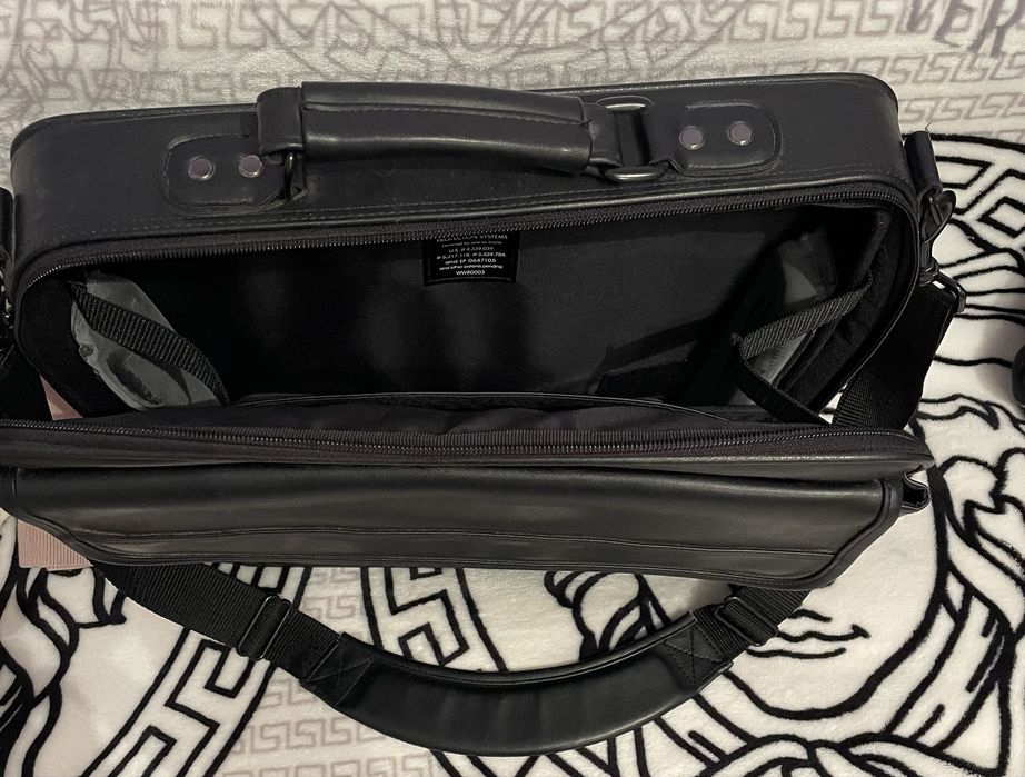 Сумки - портфелі для ноутбука