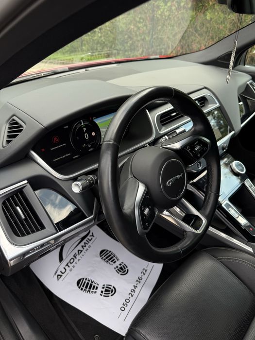 Продаеться jaguar i-pace