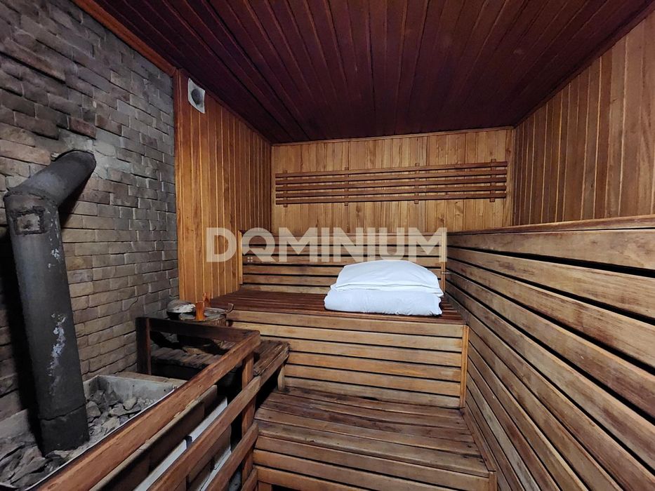 Продається готельний комплекс в м. Тячів