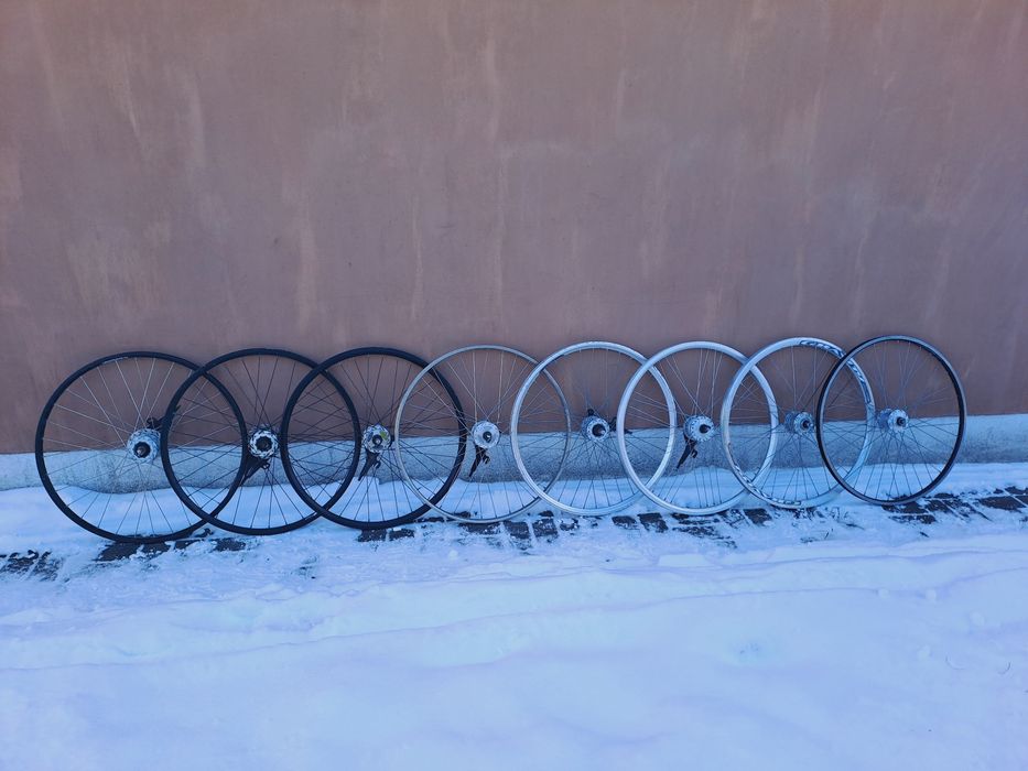 Велосипедні колеса на 28"з дінамовтулкою,б/в з Німеччини