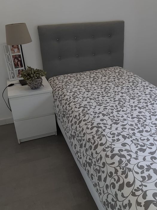 Cama de Solteiro com colchão novo Possivel Entrega