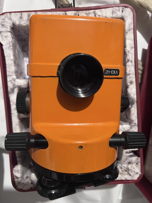 Продам нивелир 2Н-10КЛ