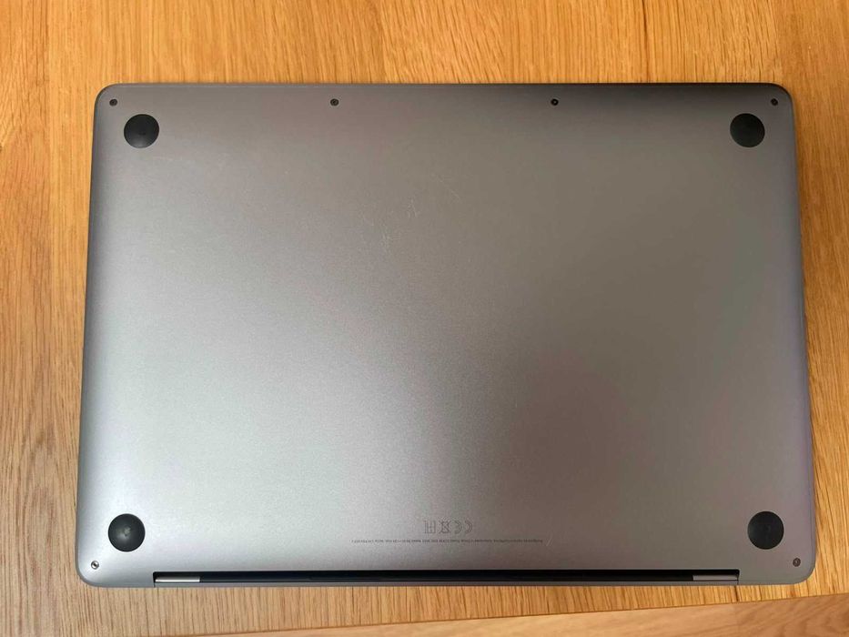 MacBook Pro (13 polegadas, M2, 2022)