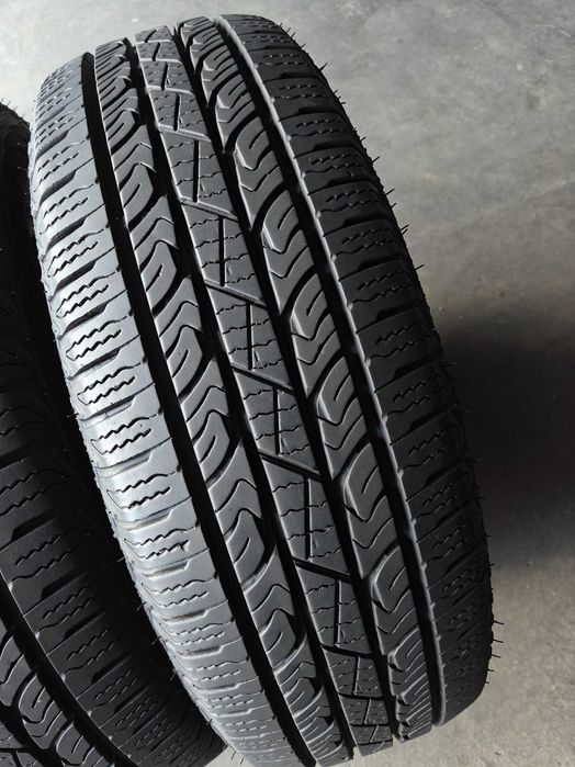 Шини літні R17 225 65 Nexen/Roadstone Roadian HTX як нові на джип