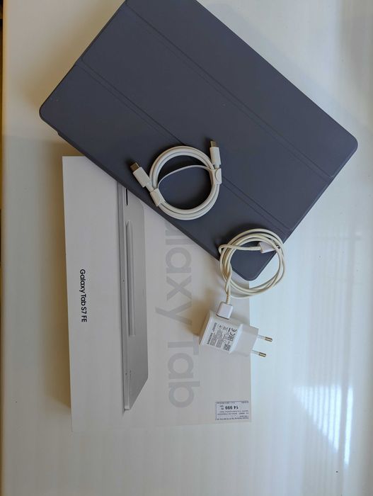 Samsung Galaxy Tab S7 FE SM-T33 4/64 Wi-Fi Silver + чохол і клавіатура в подарунок