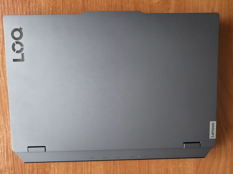 Laptop Lenovo LOQ 15 IAX9