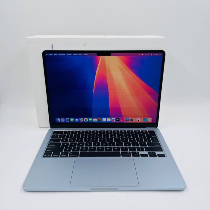 10 циклів Apple Macbook Air 13.6 M4 16GB RAM 256GB SSD Sky Blue IL6940