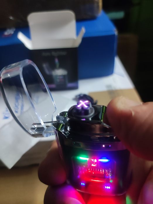 Isqueiro eléctrico recarregável
