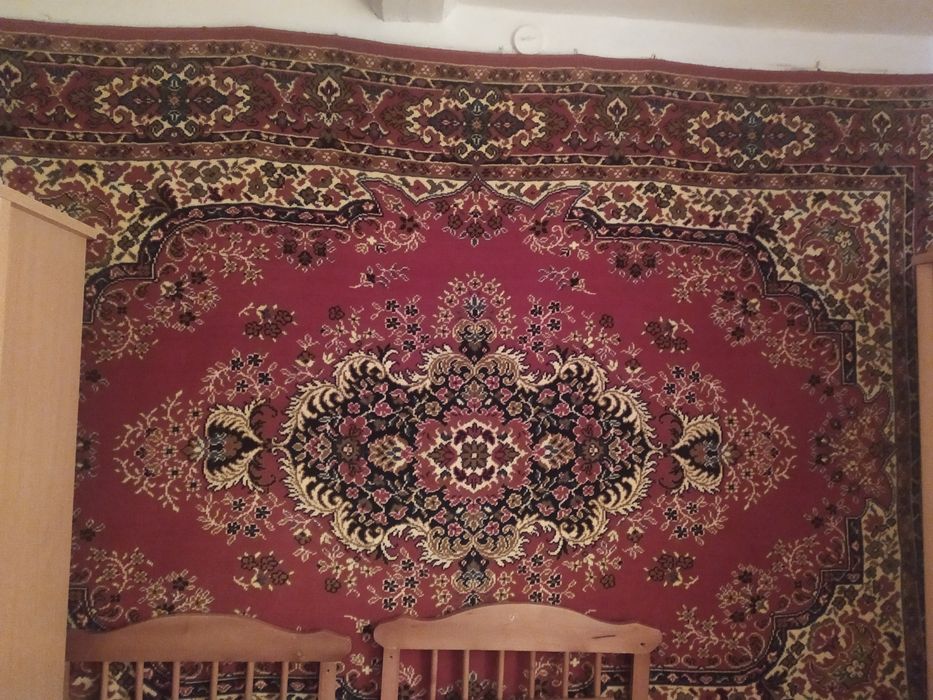 Ковер шерстяной б/у