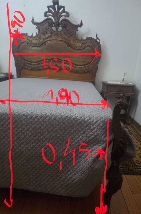 Guarda Roupa e Cama antiga, madeira maciça