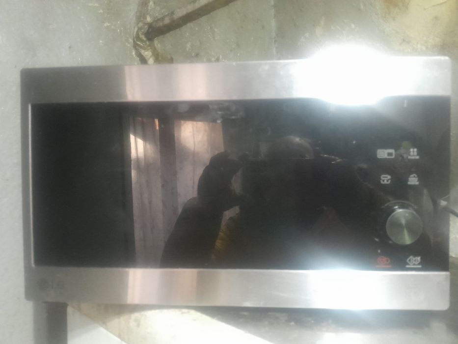 Microndas LG CINZENTO INOX 30€