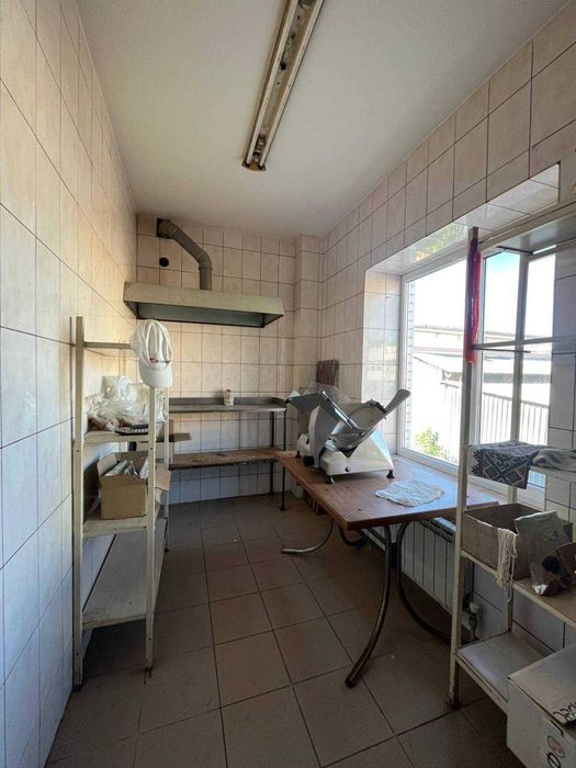 Продаж виробництва ковбасних виробів. 800м2, 7 соток + обладнання