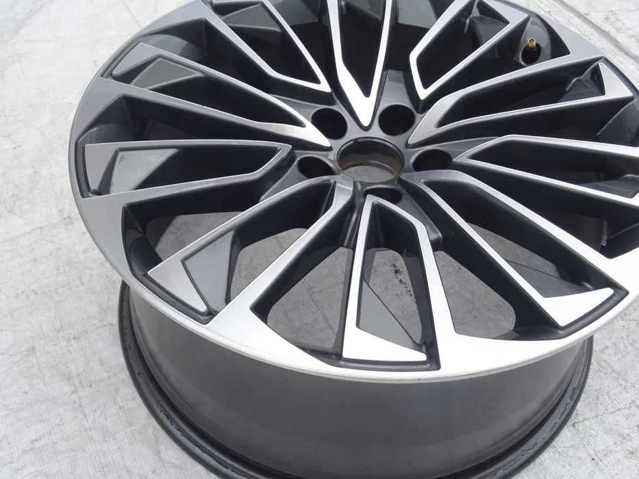 felga aluminiowa audi a7 c8 ii 2 4k8 s-line 19 " 4k8,601,025,t