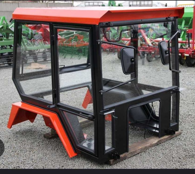 Kabina  C360 C330 MF255 235 Ruski t25 MTZ TRANSPORT 24H