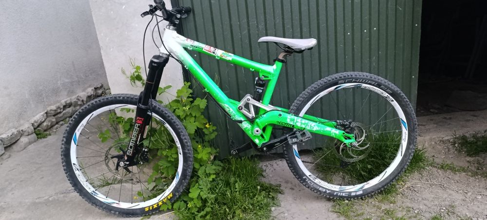 Commencal meta 666