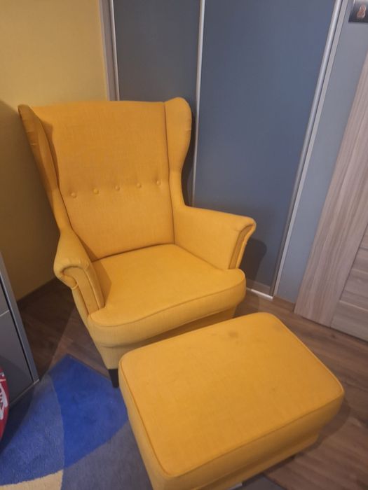 Fotel i podnóżek „Uszak” IKEA