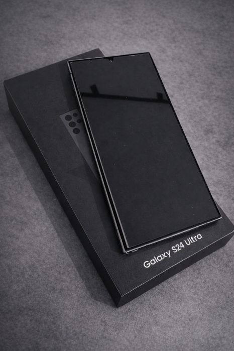 Samsung Galaxy S24 Ultra [ 512 ] - komplet + etui Samsung