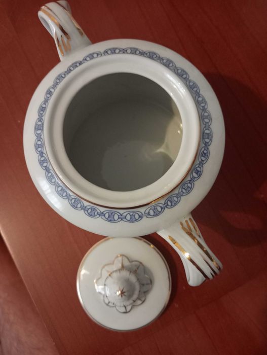Conjunto de Peças Vista Alegre - Decoração "Pequim" (Azul e Ouro)