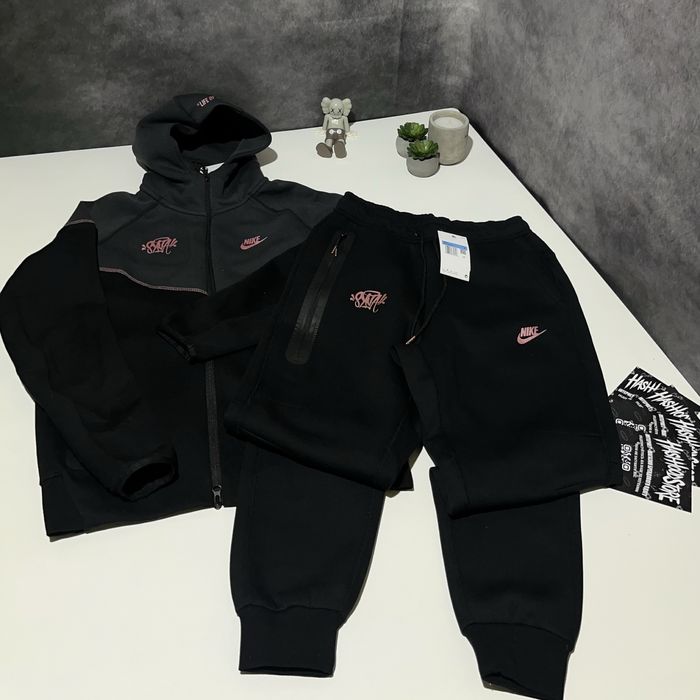 Костюм Nike Tech Fleece кофта зіпка штани syna world nocta