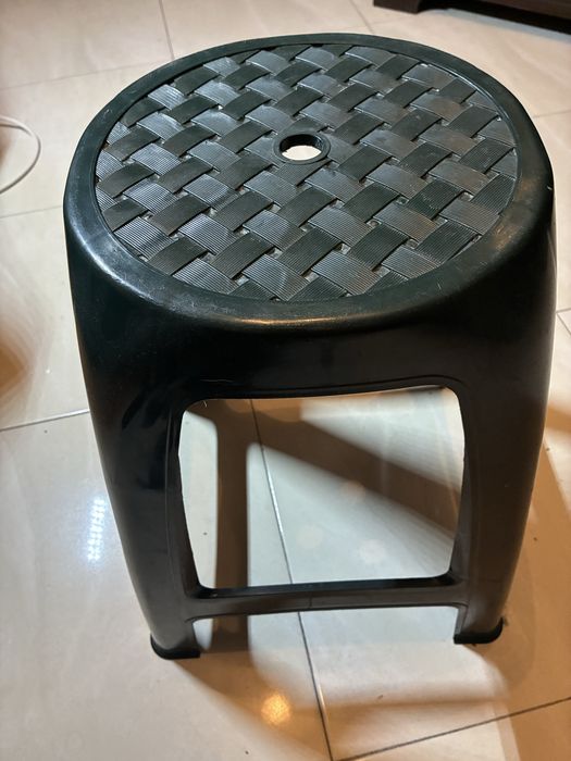 Banco verde de plástico