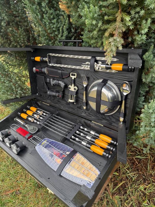 Набор шампуров на подарок мужчине в деревянном кейсе