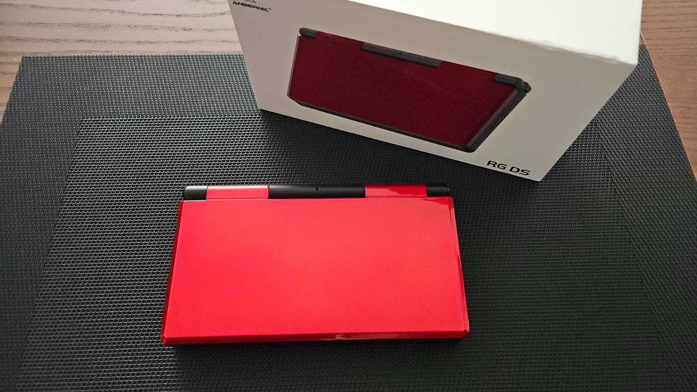Jak nowy - Anbernic RG DS - Black+Crimson Red
