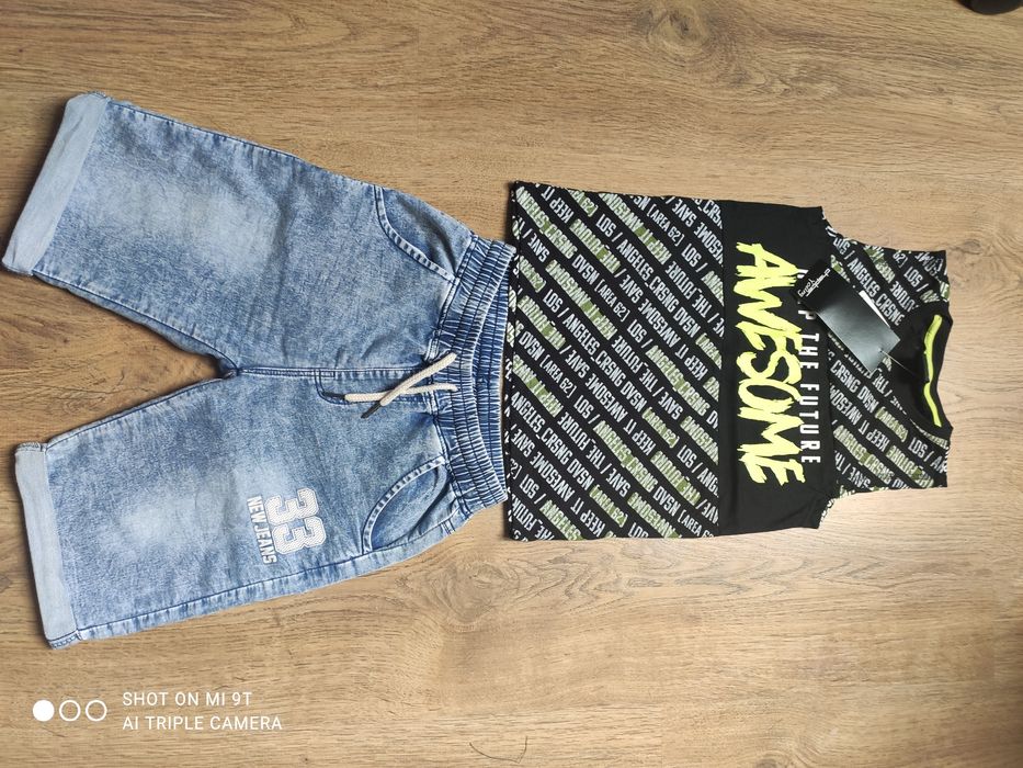 Komplet 134 t-shirt nowy, spodenki jeans + gratisy