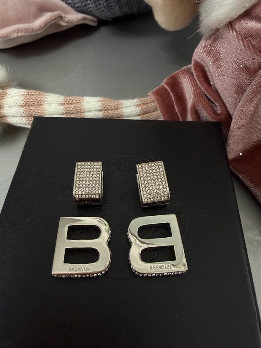 Серьги  balenciag