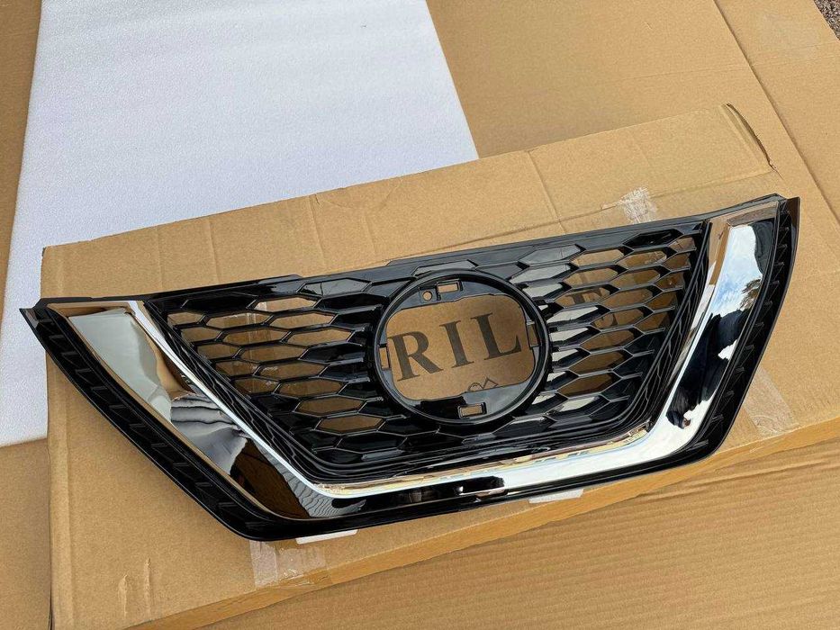 решітка радіатора Rogue Sport Qashqai 2019 - решетка рог спорт