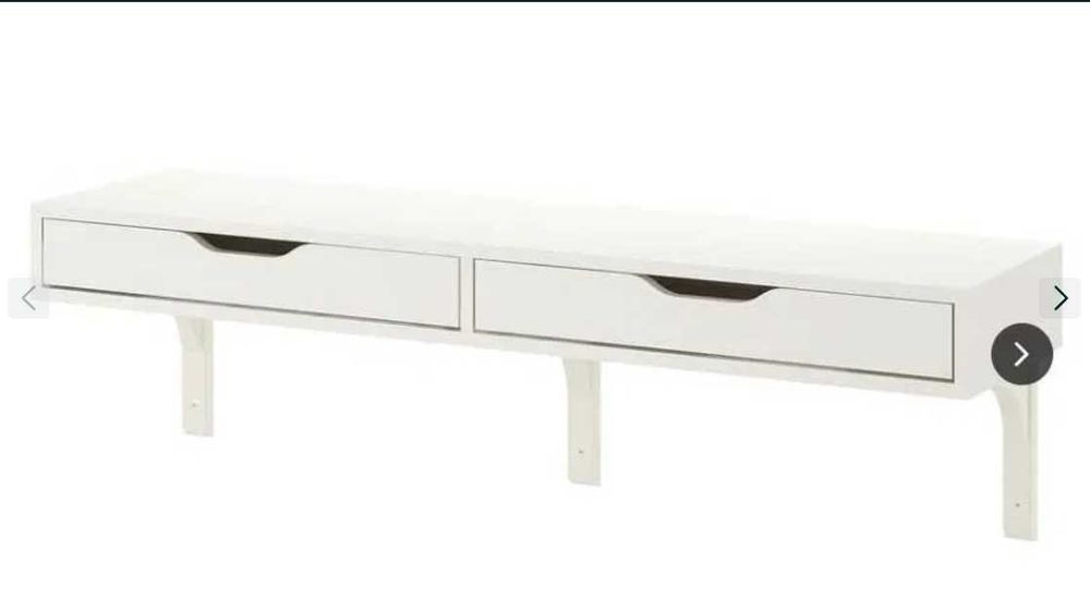 Móvel branco parede da IKEA