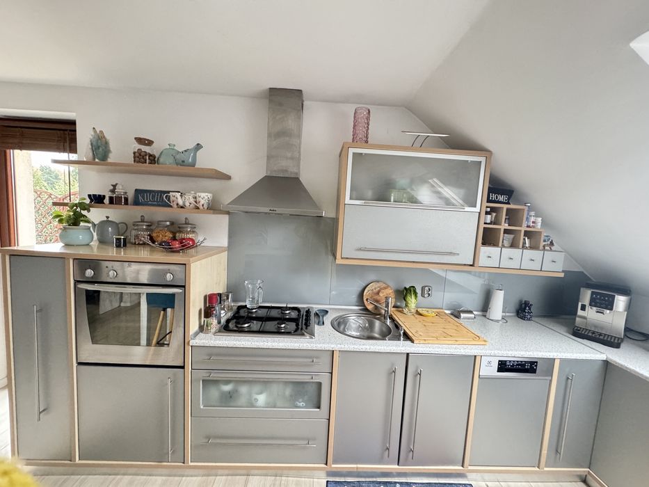 Meble kuchenne plus dodatki