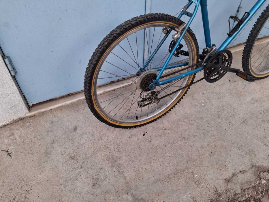 Bicicleta roda 26 pronta a pedalar