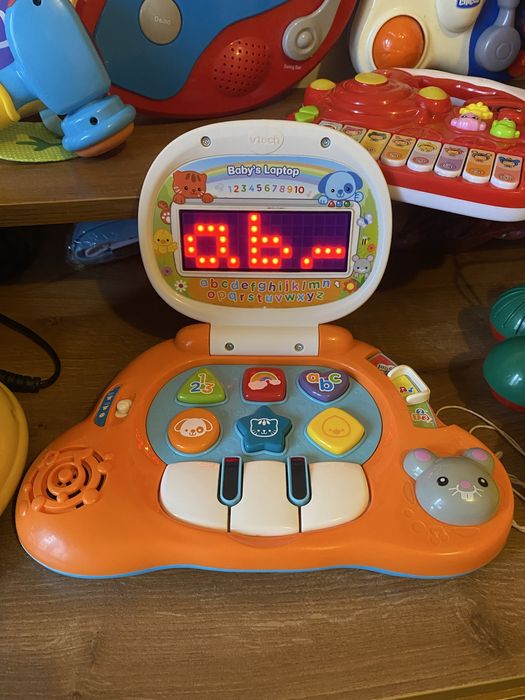 Музичні іграшки Vtech, Chicco,гітара,корабель,дерево,піаніно