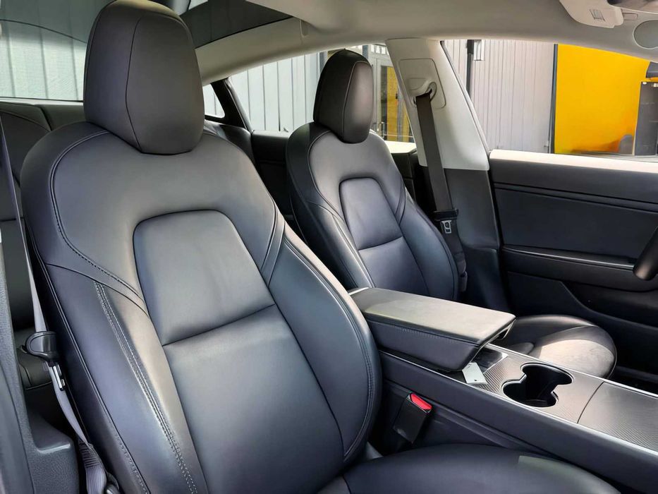 Tesla Model 3 Performance      2018