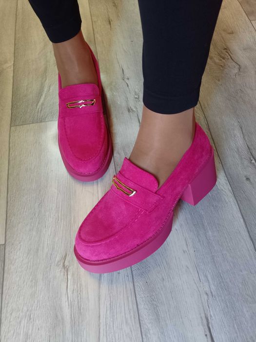 (40)  Różowe, Zdobione mokasyny czółenka na platformie, Nowe