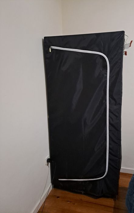 Armário para roupas